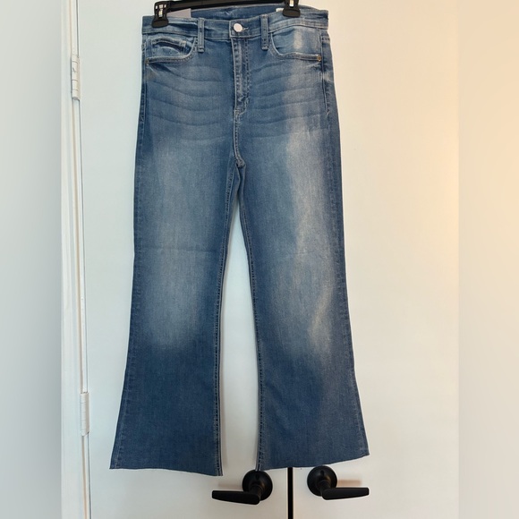 Francesca’s Harper Heritage Raw Edge Flare Crop Jeans (Size 30) - Picture 1 of 4
